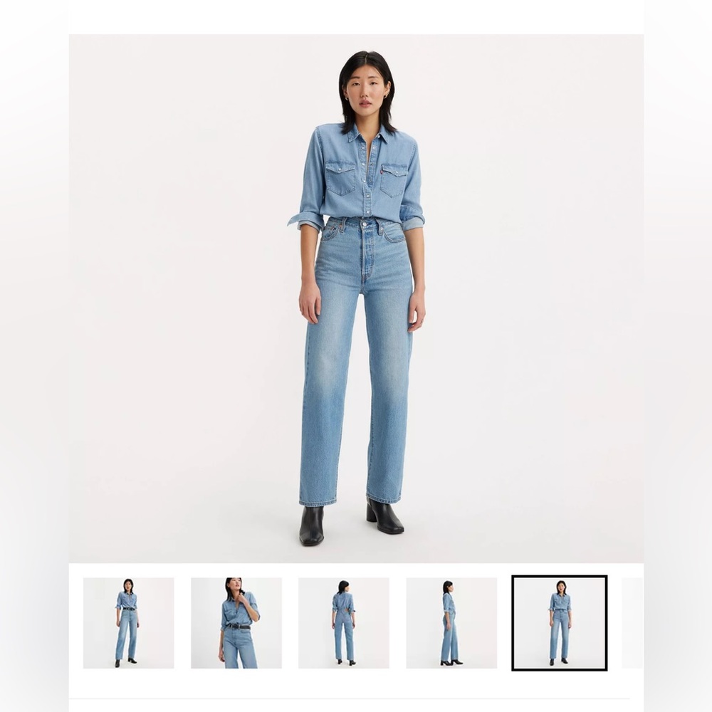 Levi’s ribcage straight ankle Jean